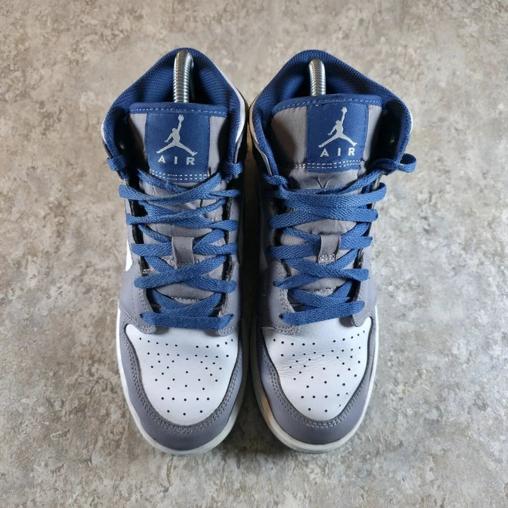 Jordan product pair